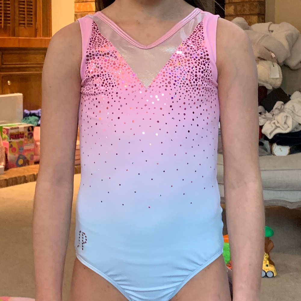 ISO- Sylvia P Leotards sizes 6 or 8—DO NOT BUY